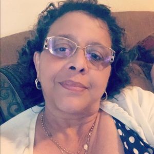 Meet your Posher, Kelley